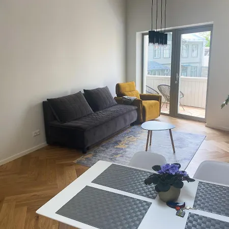 Apartment Meissneri Talveaia Maja Kuressaare